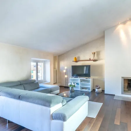Apartment Sky Over Anfiteatro - Panoramic View *